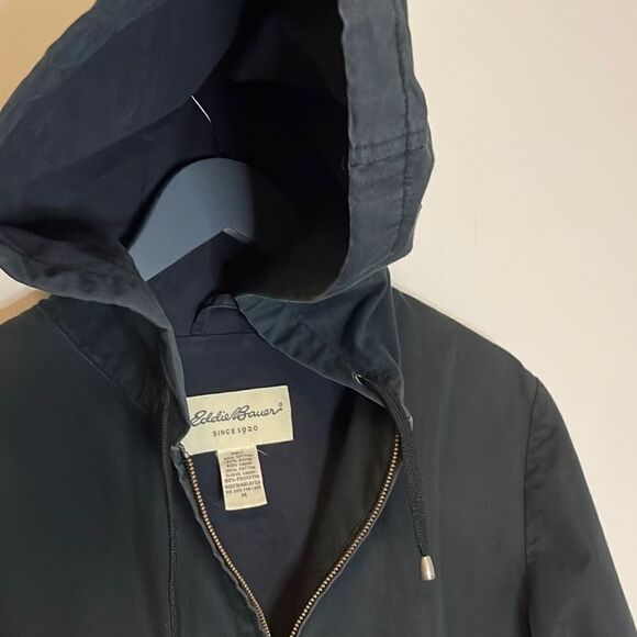 Eddie Bauer Jacket. Women’s. Medium. Navy - Picture 3 of 9